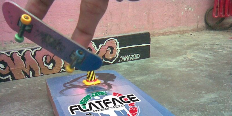 10 Awesome Finger Skateboards with Tricks